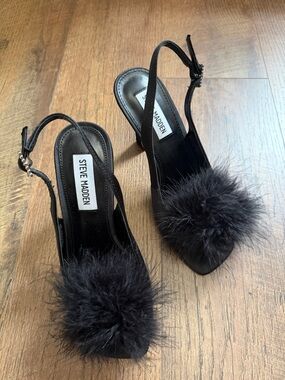 Steve Madden Black Pom Pom Slingback Heels